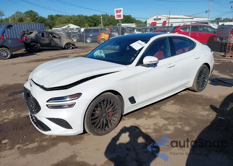 2022 Genesis G70 3.3T Awd Launch Edition z USA, uszkodzony, nr VIN KMTG14TE9NU082323